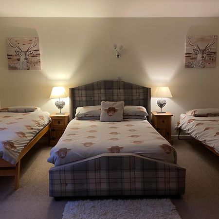 Charleston Apartment Self Catering 5 Min Drive From Town Centre Інвернесс Екстер'єр фото