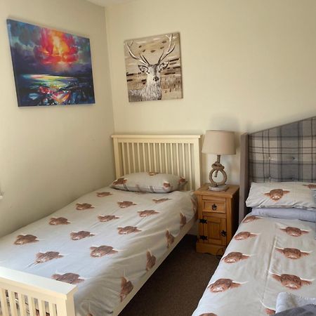 Charleston Apartment Self Catering 5 Min Drive From Town Centre Інвернесс Екстер'єр фото