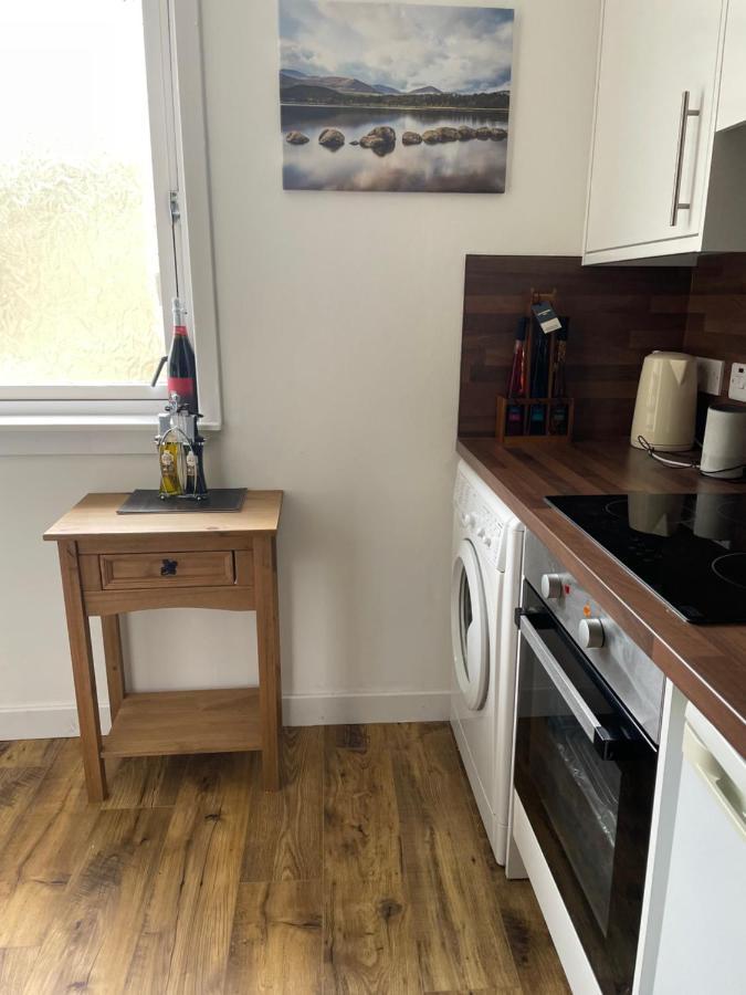 Charleston Apartment Self Catering 5 Min Drive From Town Centre Інвернесс Екстер'єр фото