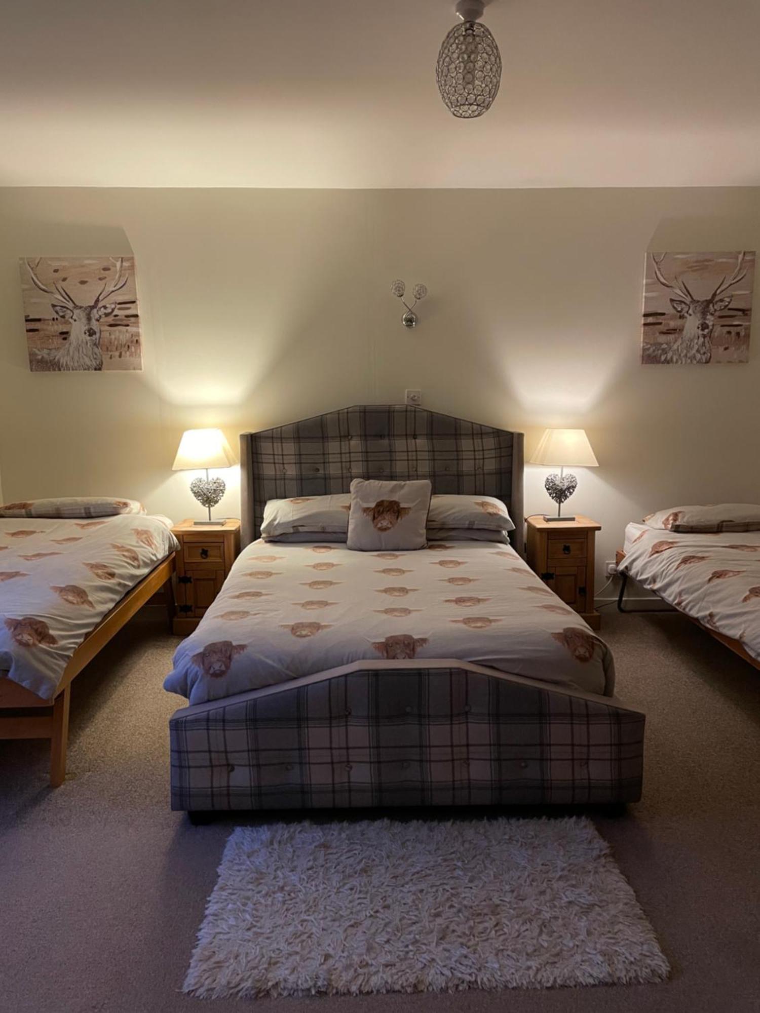 Charleston Apartment Self Catering 5 Min Drive From Town Centre Інвернесс Екстер'єр фото