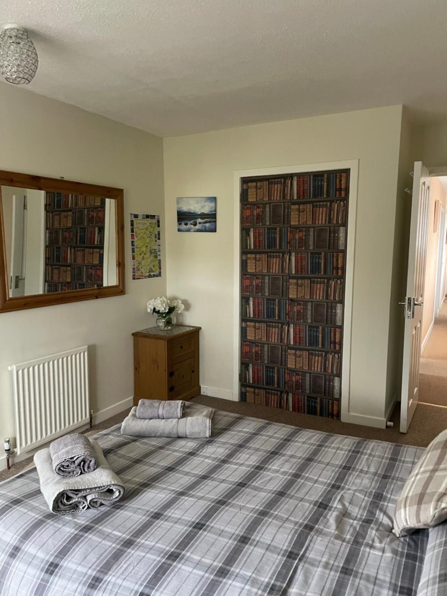 Charleston Apartment Self Catering 5 Min Drive From Town Centre Інвернесс Екстер'єр фото